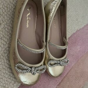 Kids Nina Gold Ballet Flats size 11